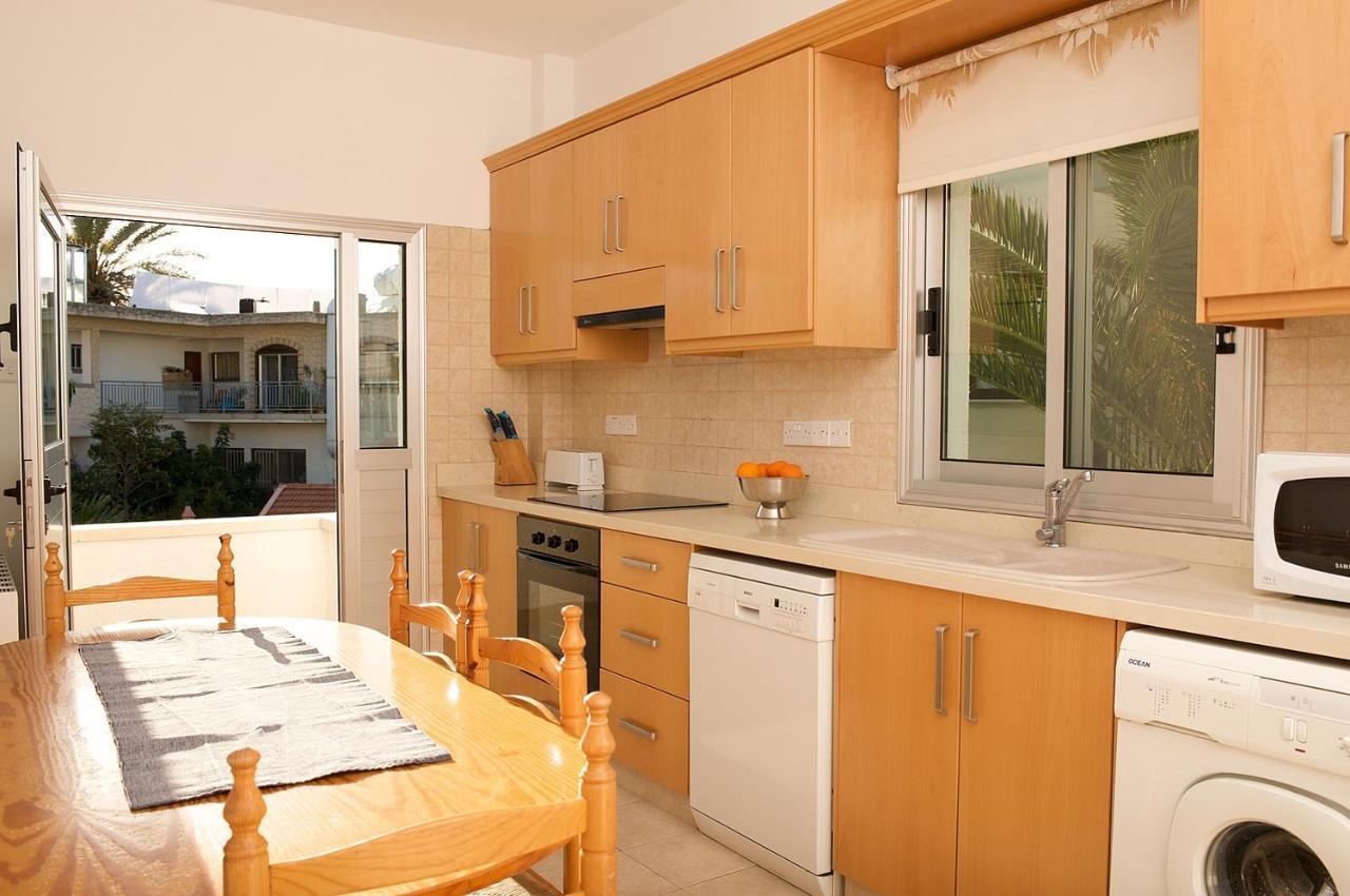 C & A Hotel Apartments Polis ภายนอก รูปภาพ